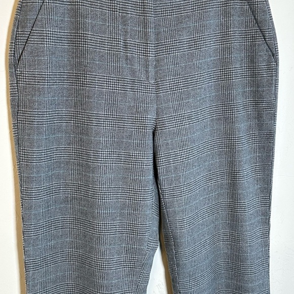 L.L. Bean Classic Fit Gray Plaid 100% Cotton Fully Lined Career Trousers Sz 10 - Picture 2 of 11